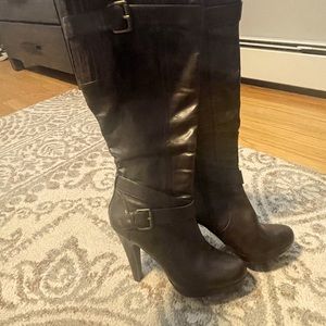 Jessica Simpson size 7 boot heels brown